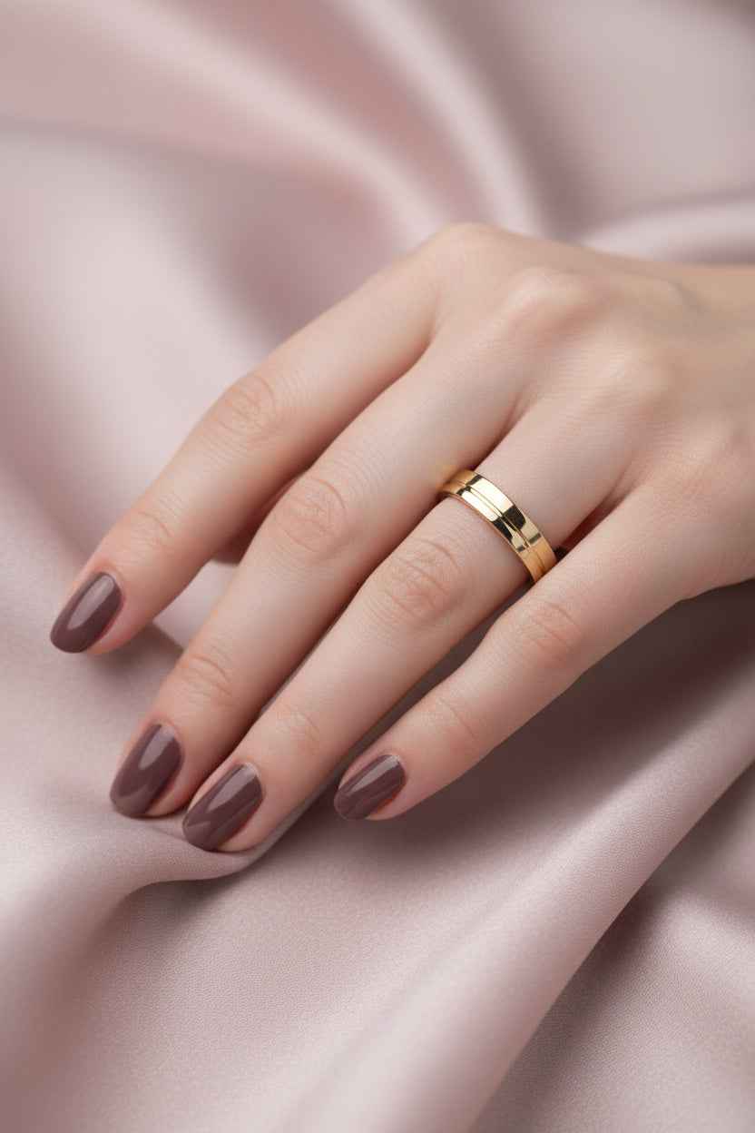 Par de Alianças de casamento em Ouro 18k c/ Friso lateral