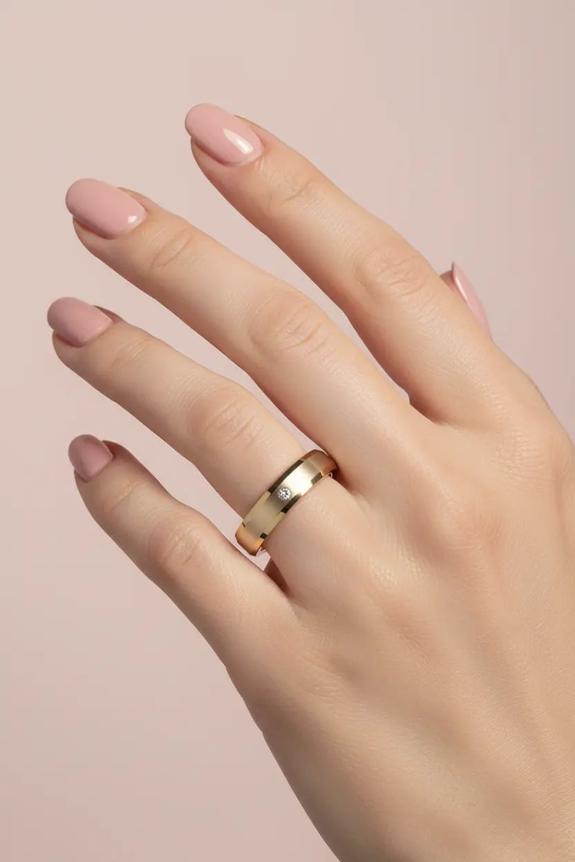Aliança De Casamento Em Ouro 18k Quina Mansa 4mm Premium - Ourus Alianças