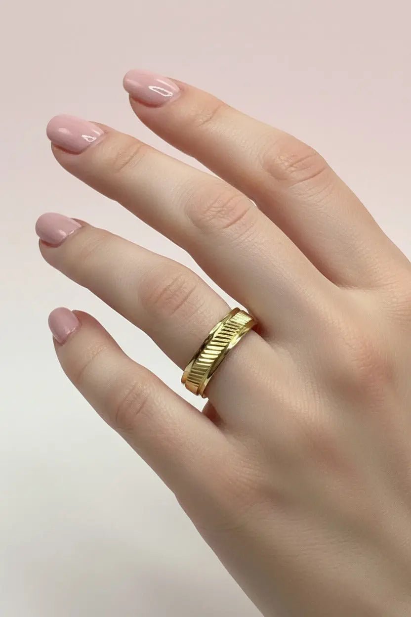 Par de Alianças de Casamento em Ouro 10k 4mm - Ourus Alianças