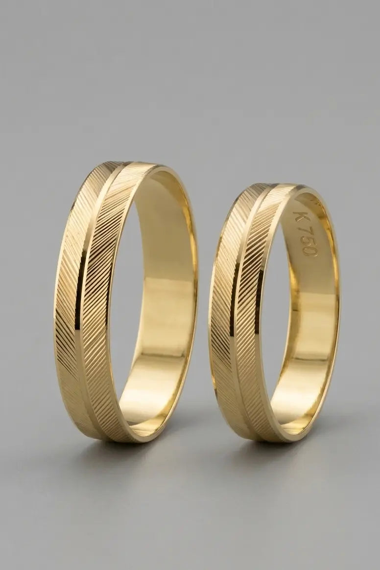 Par de Alianças de casamento em Ouro 10k 5mm Com Frizos - Ourus Alianças