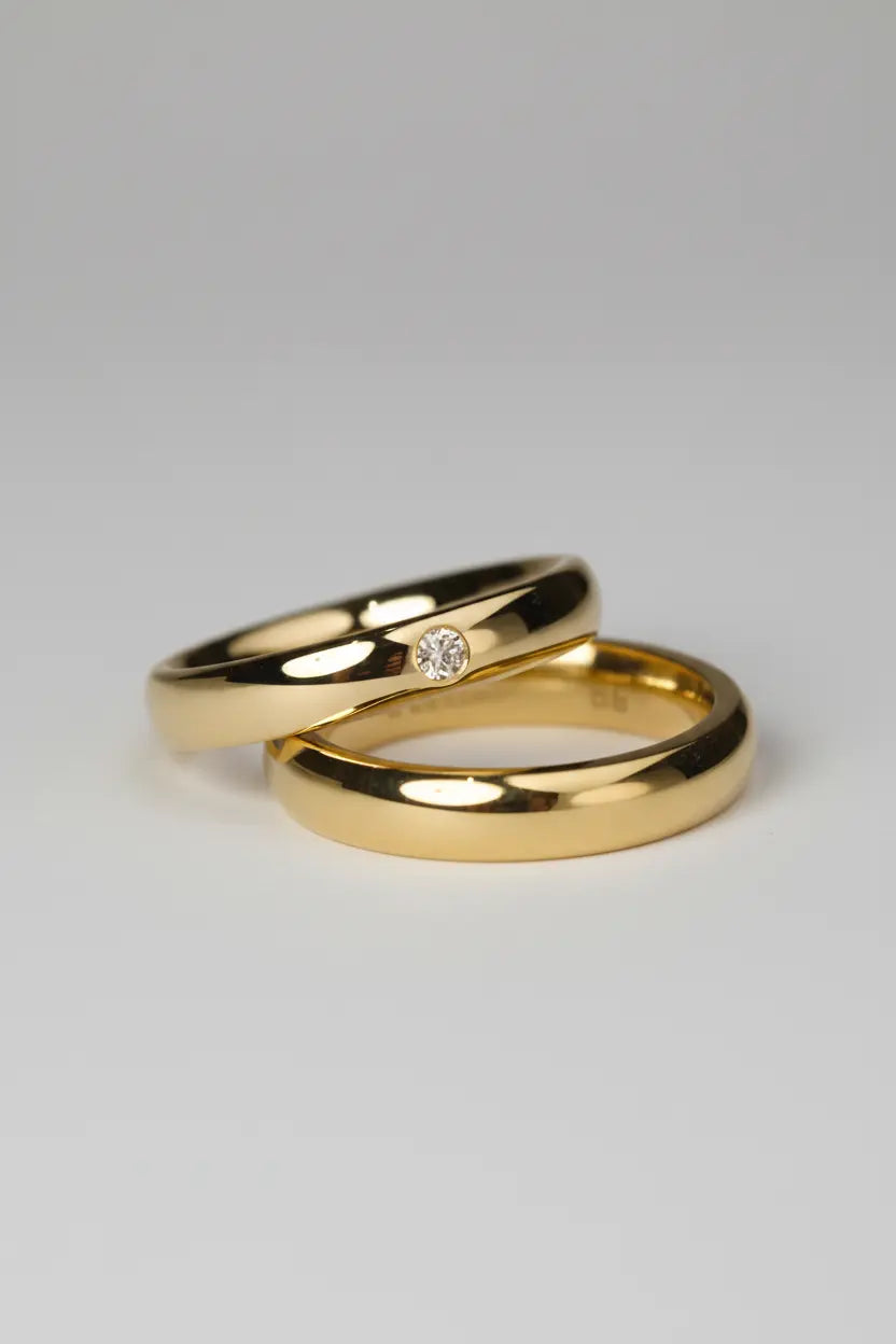 Par de Alianças de casamento Em ouro 18k 4mm - Ourus Alianças
