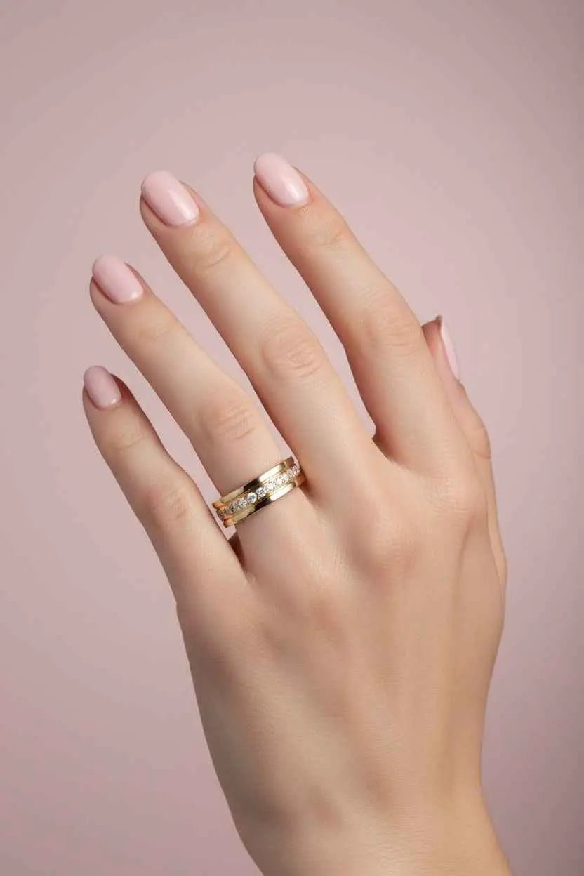 Par de Alianças de Casamento em Ouro 18K 5mm com 15 pedras de Zirconia - Ourus Alianças