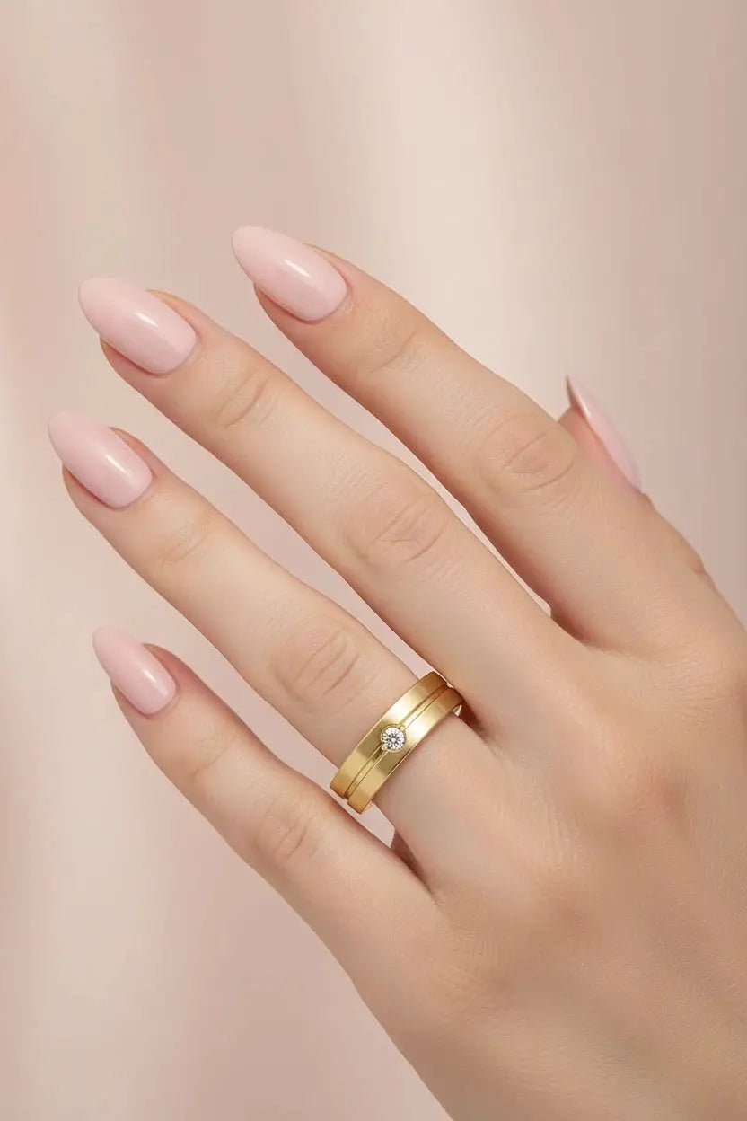 Par de alianças de Casamento Em Ouro 18k quadrada com frisos 4,5mm - Ourus Alianças